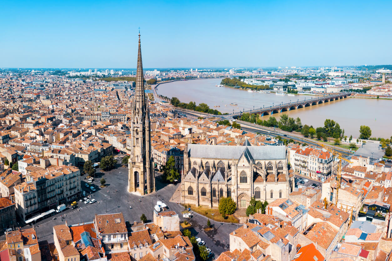 Bordeaux : Vue panoramique aérienne sur Bordeaux