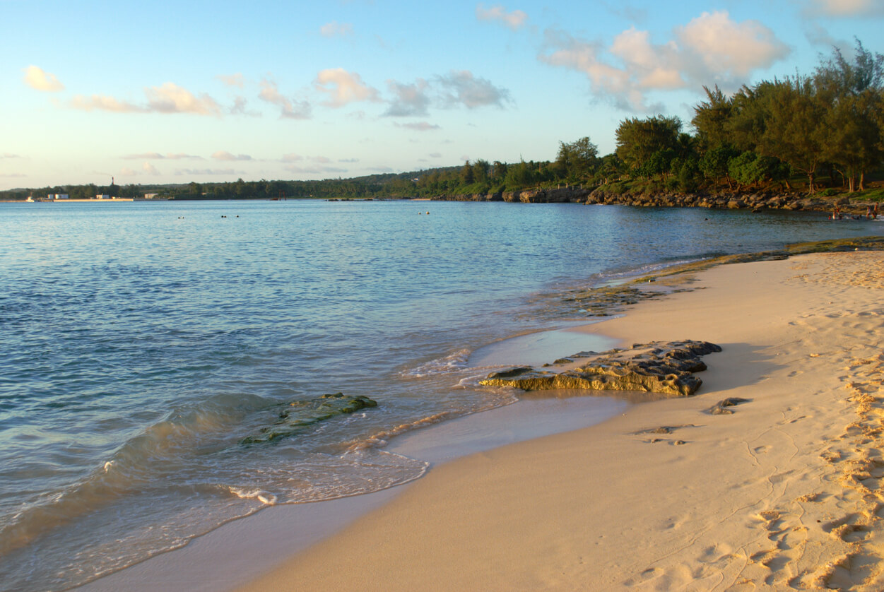 Guam (Marianen) : Tachogna Beach, Tinian, Îles Mariannes du Nord