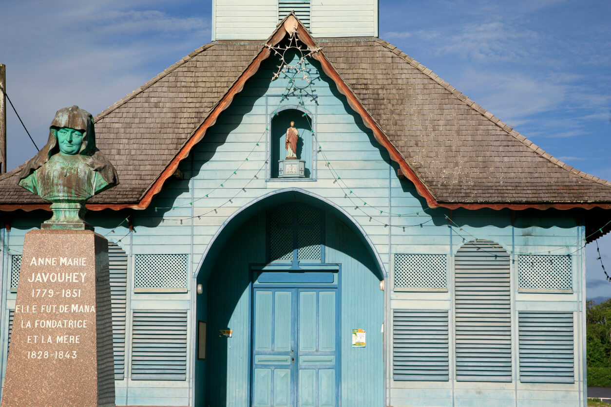 Mana : Église Anne-Marie Javouhey à Mana