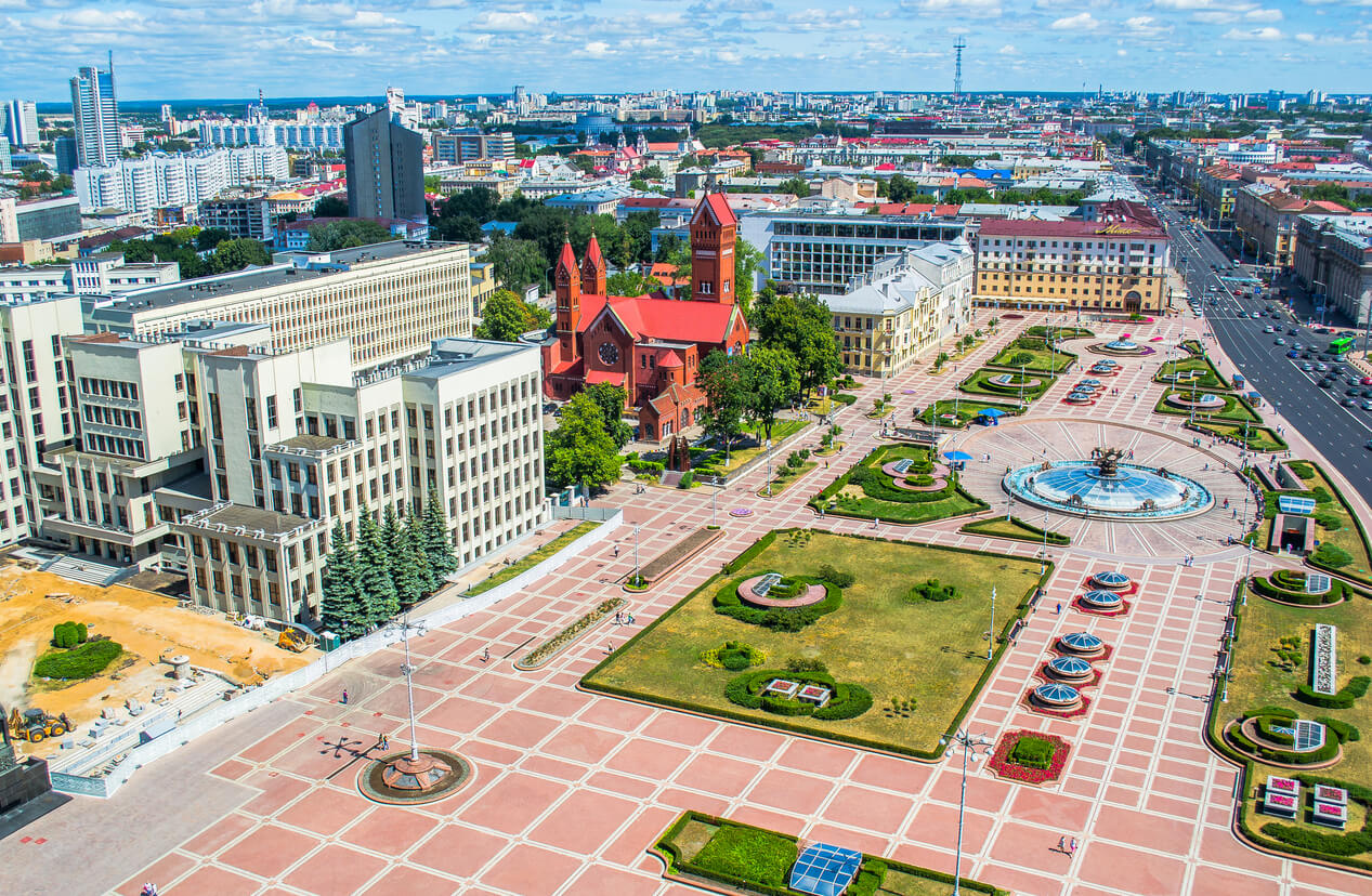 In reife Minsk huren Reife huren